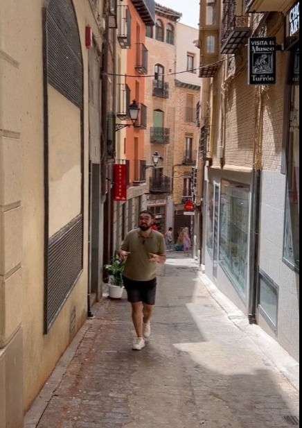 El divertido vídeo de un 'tiktoker' sobre Toledo que no puedes perderte