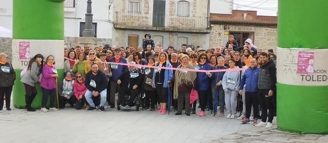 Pelahustán se une en una emotiva marcha contra el cáncer