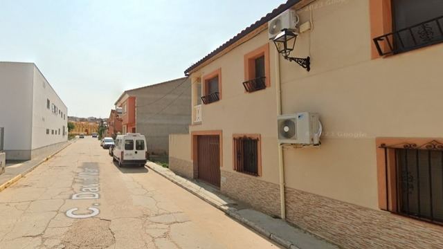 Dos personas afectadas por inhalación de humo tras un incendio en su vivienda