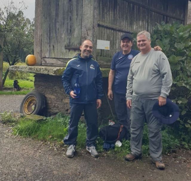 Quinto día en el Camino de Santiago: Los peregrinos llegan a Perroso con Agua Valtorre como aliada