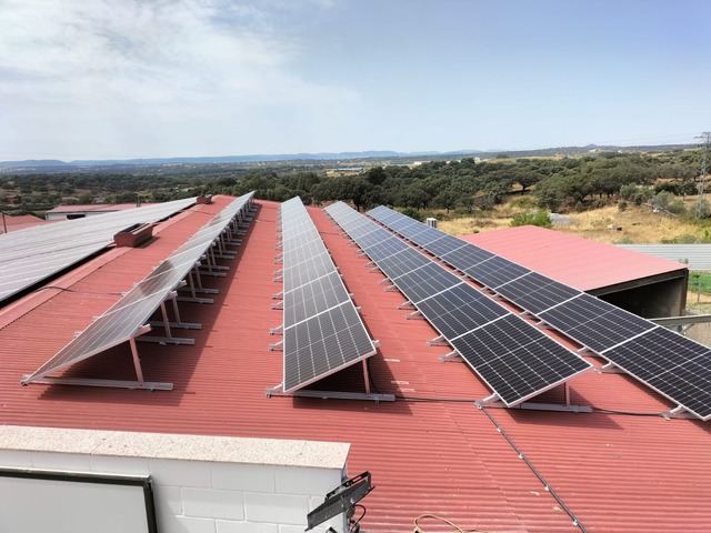 Borox, Sonseca y Cebolla contarán con las primeras comunidades solares de Iberdrola en Toledo