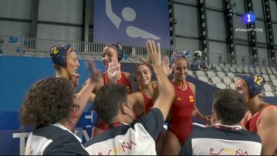 La ‘navalqueña’ Pili Peña, protagonista en la victoria del waterpolo femenino