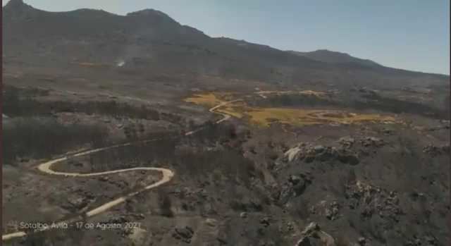 Impactantes imágenes de la devastación por el incendio en Navalacruz