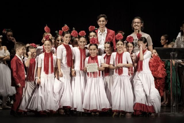 Los alumnos de ADAE ALMA triunfan el Valencia con ‘Un príncipe gitano’