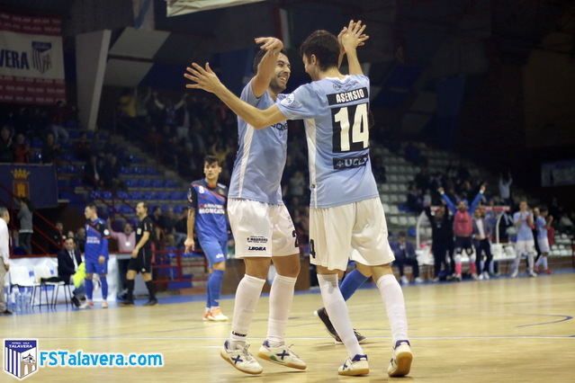 Celebración de uno de los seis goles.