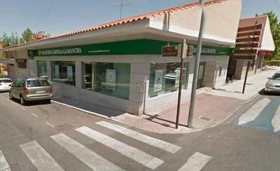 Atracan a punta de pistola y a cara descubierta una sucursal bancaria en Toledo