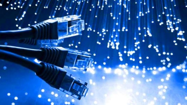 La cobertura de fibra de 100 Mbps alcanza ya el 50,92% de la población castellano-manchega 