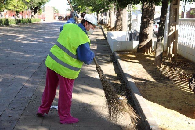 El paro vuelve a bajar en marzo: 77 desempleados menos