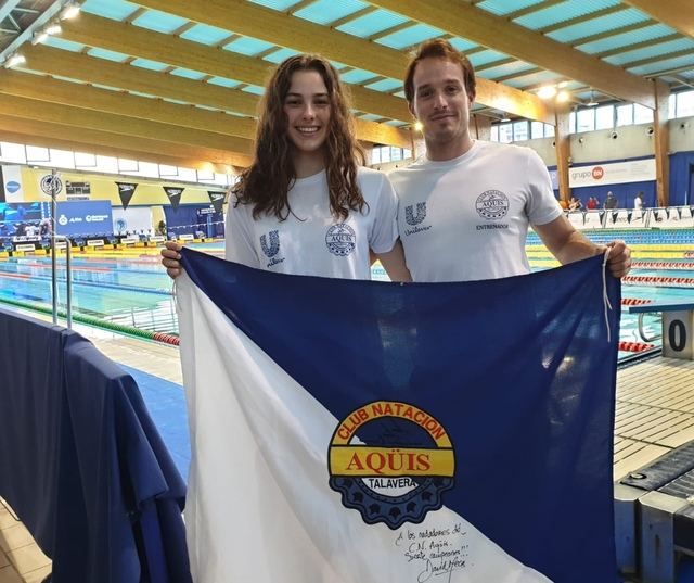 Berta de los Muros del C.N. Aqüis presente en el Campeonato de España