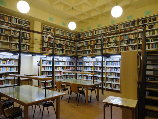 La Biblioteca de la UNED refuerza su horario ante la semana de exámenes de septiembre