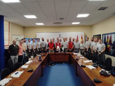 Bomberos estonios y españoles unen fuerzas para combatir incendios forestales en Castilla-La Mancha