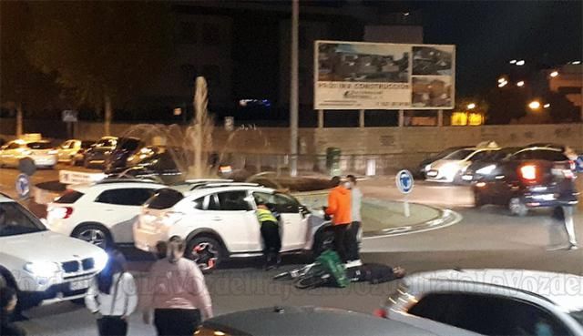 TALAVERA | Un hombre herido en un accidente en la rotonda de la Constitución