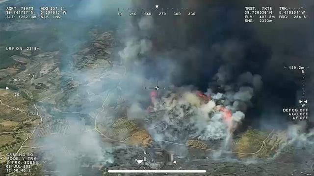 Imagen aérea del incendio de Peraleda de San Román. INFOEX