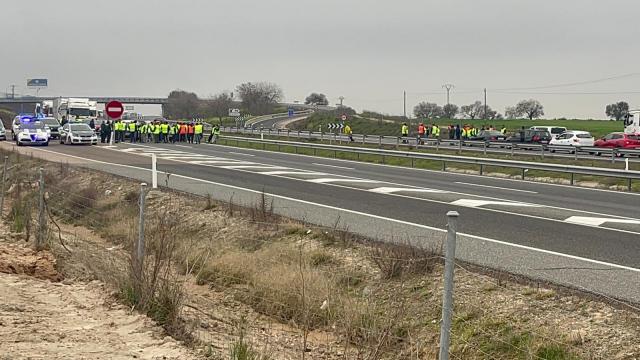 La A-5 cortada en ambos sentidos cerca de Talavera de la Reina