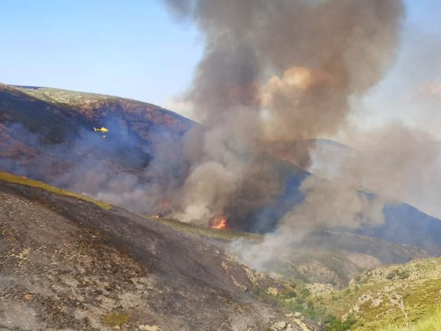 ÚLTIMA HORA (VIDEO) | Evolución favorable en los trabajos de extinción de los incendios en Cáceres