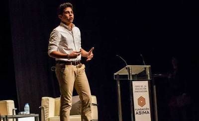 Álvaro Cabo participa en el III Foro de Educación Innovadora