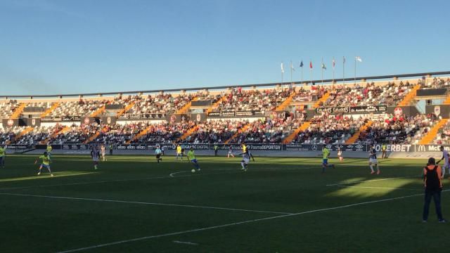 El Talavera cae en Badajoz y sigue coqueteando con el descenso