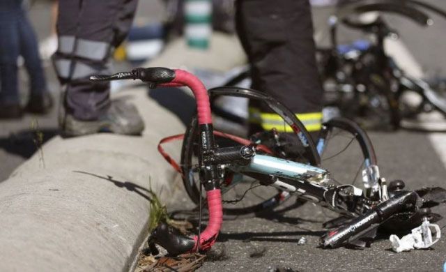 La Policía pide ayuda para localizar a un conductor que atropelló a un ciclista