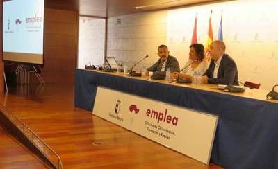 La Junta destina 3,8 millones de euros a renovar las oficinas de empleo e incorpora 122 nuevos profesionales