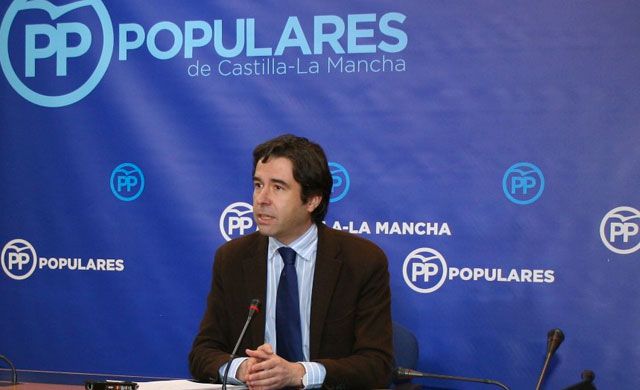 PP dice que hay 'un pacto oculto' entre Page y Llorente