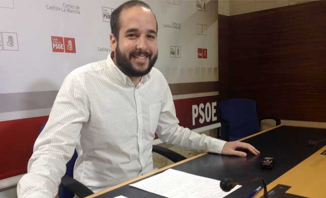 PSOE: 'Cada vez hay más colectivos criticando la actitud de Podemos'