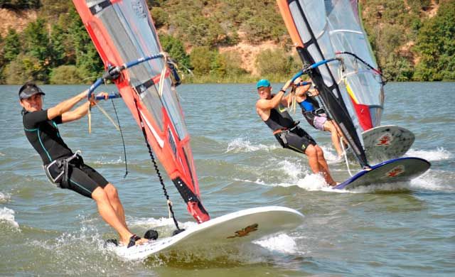 Victoria de Eduardo Navarro en el Regional de Vela en Cazalegas