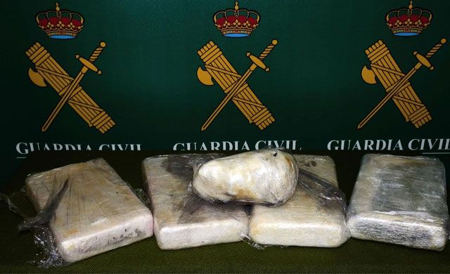 Tres detenidos en Ciudad Real con casi 5 kilos de cocaína y 1,2 de marihuana