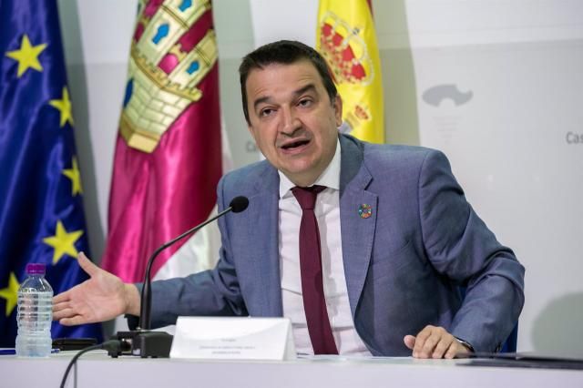 El consejero de Agricultura, Agua y Desasrrollo Rural, Francisco Martínez Arroyo