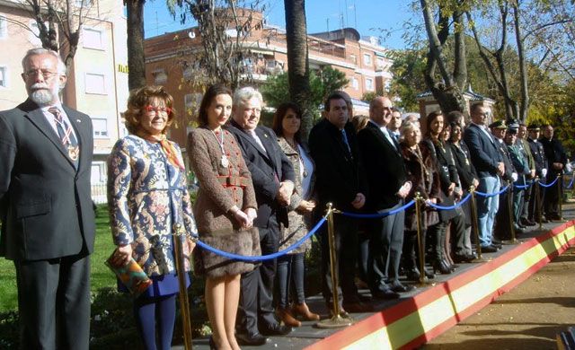 Talavera rinde homenaje a la Constitución con un mensaje de 'unidad'