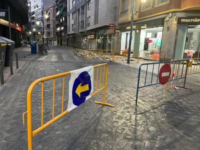 Este jueves quedará abierto el tráfico por la Calle Alfares