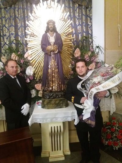 Ofrendas florales para la imagen del Cristo de Medinaceli