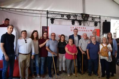 El PSOE de Talavera reconoce el trabajo de cinco militantes