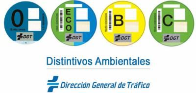 El Gobierno revisará (y endurecerá) las pegatinas medioambientales de la DGT