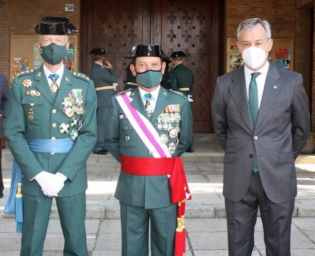 Eurocaja Rural acompaña y felicita a la Guardia Civil el día de su patrona