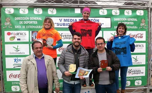 María José Curiel, de Ebora Runners, primera en la 'Subida al Camorro'