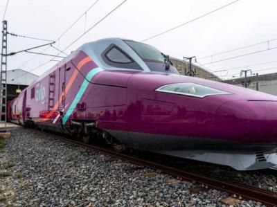 AVLO | Ya están a la venta por 5 euros: ¿Cómo comprar y destinos del AVE 'low cost' de Renfe?