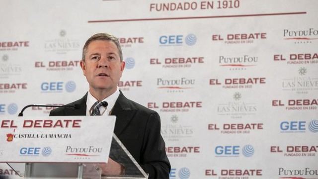 García-Page afirma que 'en España no ha nacido nadie que con sentido común pueda reescribir la Constitución”