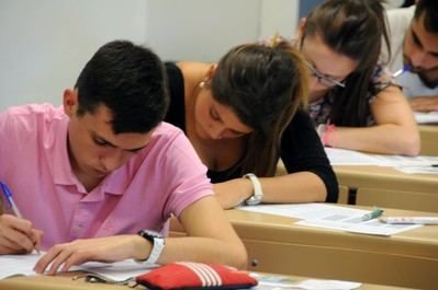 Los estudiantes de CLM, los primeros de toda España en hacer este año la selectividad