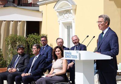 Feijóo reta a García-Page y Lambán a desmarcarse del cupo catalán en el Congreso