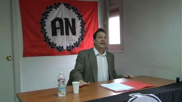 Fernando Paz durante una conferencia en la sede de Alianza Nacional