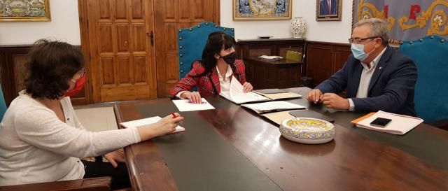 TALAVERA | Ayuntamiento y Cruz Roja firman un convenio de colaboración 