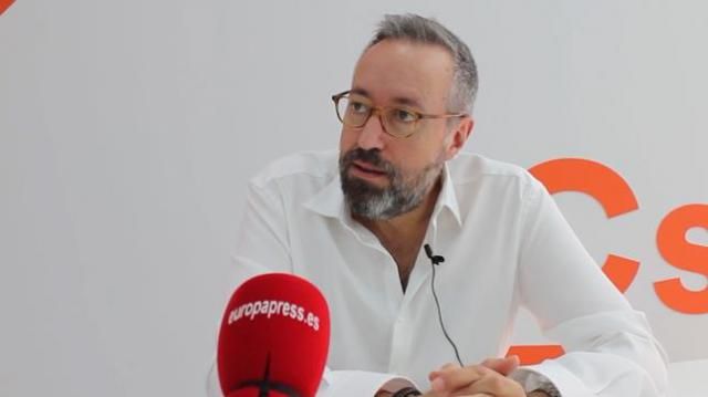 Girauta anuncia que se retira: "Yo sin Rivera tampoco quiero estar en política"