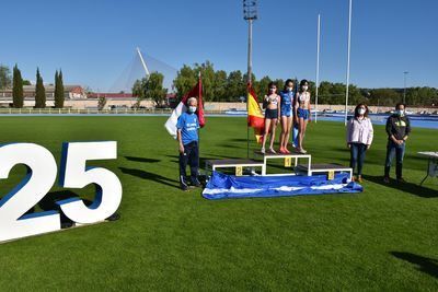 FOTOS | Talavera celebra el 25 Aniversario de la pista de atletismo con su reapertura oficial