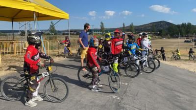 13 equipos de BMX se dan cita en el VI Campeonato de CLM