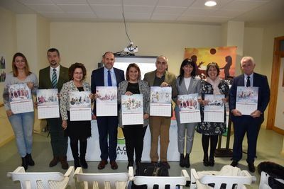 APACE Talavera presentó su calendario solidario