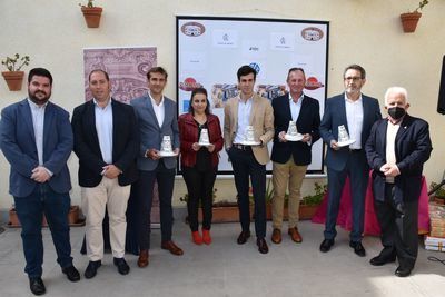 Hoy ha tenido lugar la entrega de los premios del Club Taurino Talaverano