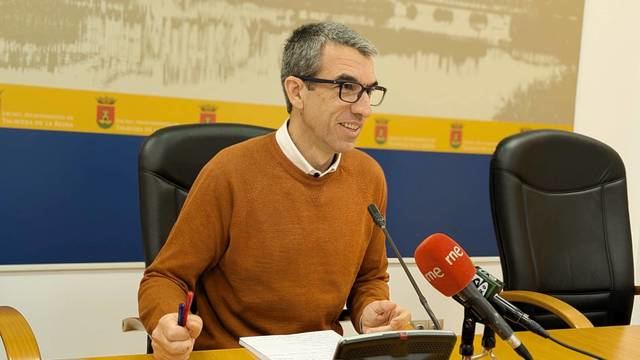 Hidalgo: “Es absurdo e irresponsable que PP y Vox presuman de solvencia pero pidan un préstamo de 3,5 millones”