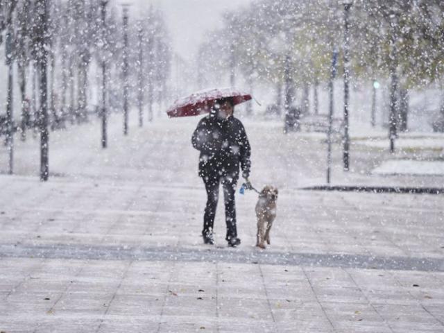 Llega una DANA a España: avisos por lluvia, nieve y frío