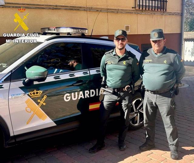 La Guardia Civil rescata a 3 personas que habían inhalado monóxido de carbono 