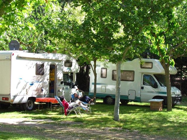 El Gobierno de Castilla-La Mancha amplía el espacio para instalaciones de auto caravanas en campings